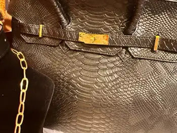 Hermés Luxe Crocodile Bag